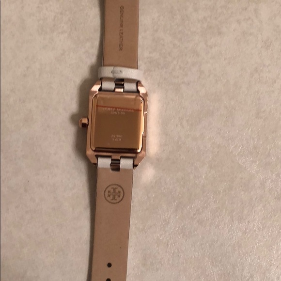 ❌SOLD❌ 🆕🌸TORY BURCH🌸DALLOWAY WATCH - Picture 5 of 8
